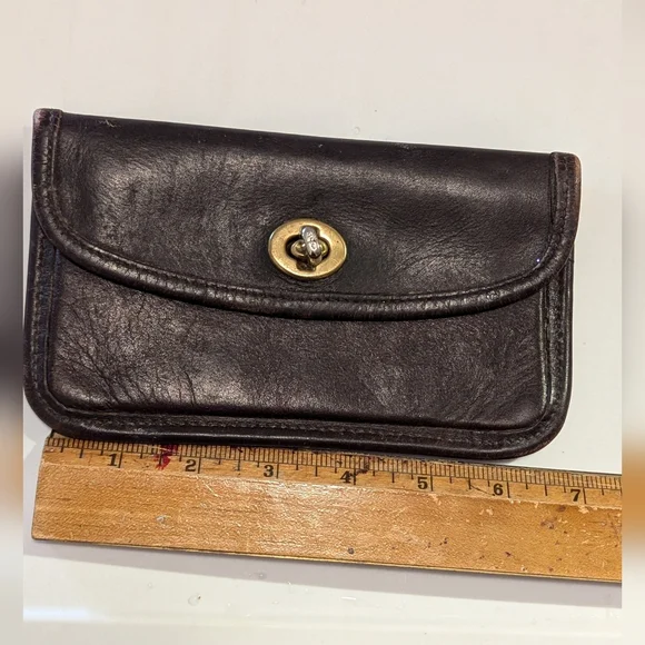 Coach Vintage Leather Clutch Rare Turnlock Goldtone Clasp 1980's - Picture 6 of 11